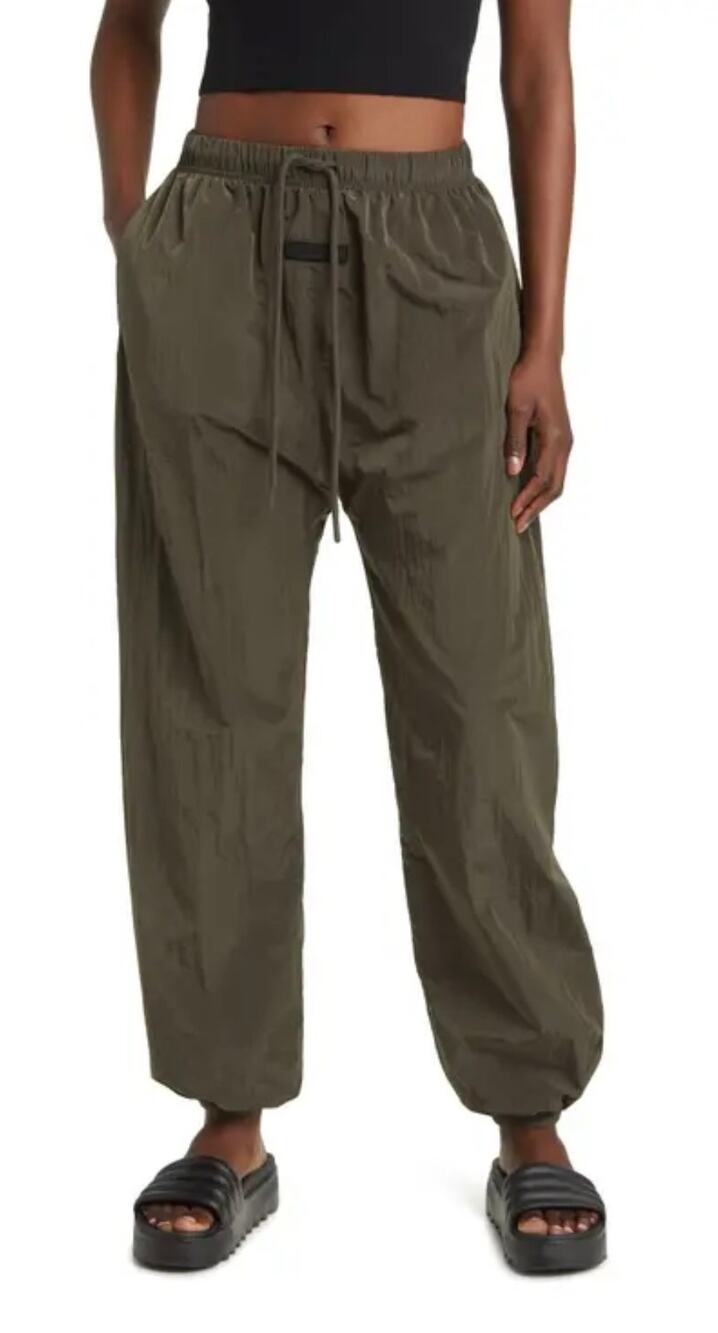 Fear of God ESSENTIALS: Nylon lounge Pants size medium Brand: Fear of God